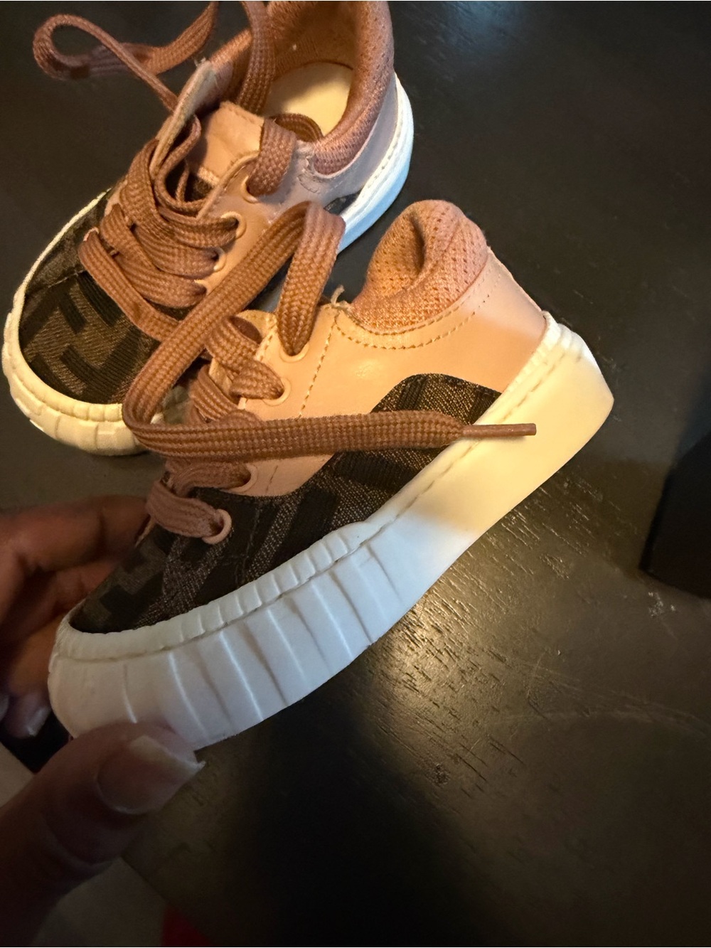 Fendi Kids Low-Top Sneakers in Brown, Tan and White